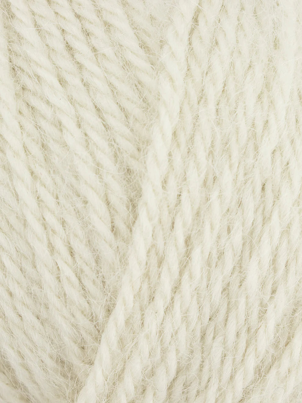 Fable Brushed Aran von West Yorkshire Spinners