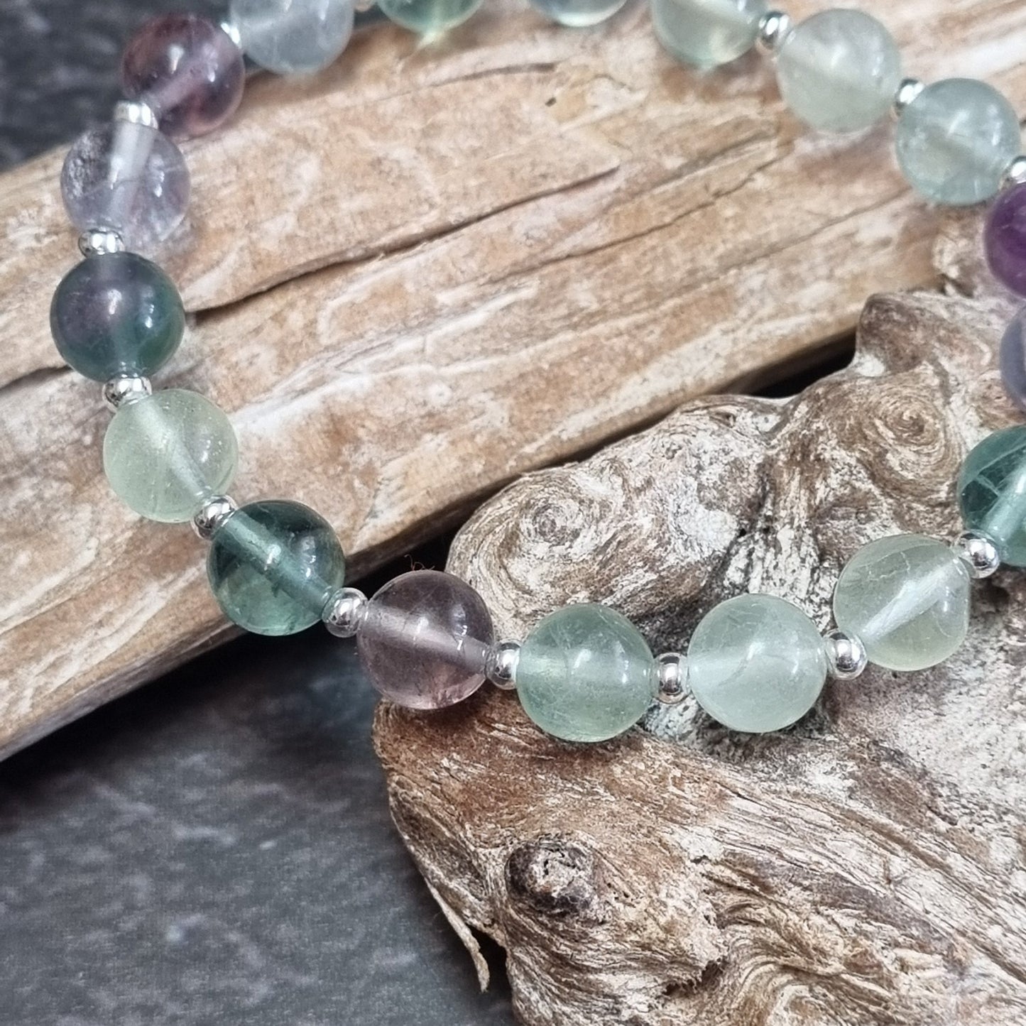 Fluorit Edelsteinarmband – Klarheit & Harmonie