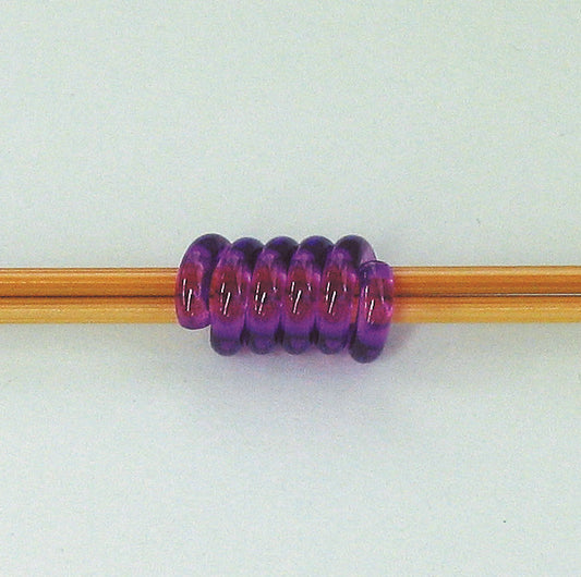 Spiralförmige Nadelhalterung klein von Clover