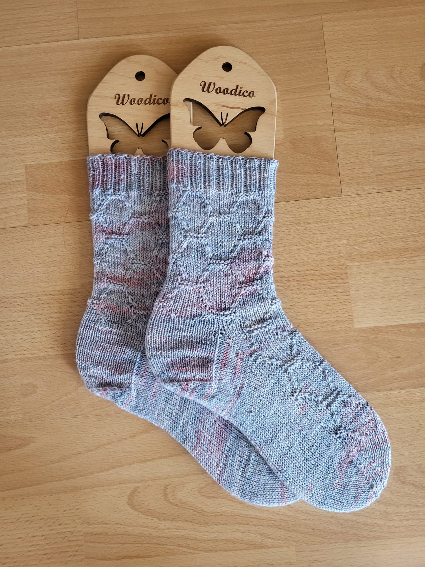 Strickanleitung: Sockenmuster „Männertreu“ (PDF-Download)
