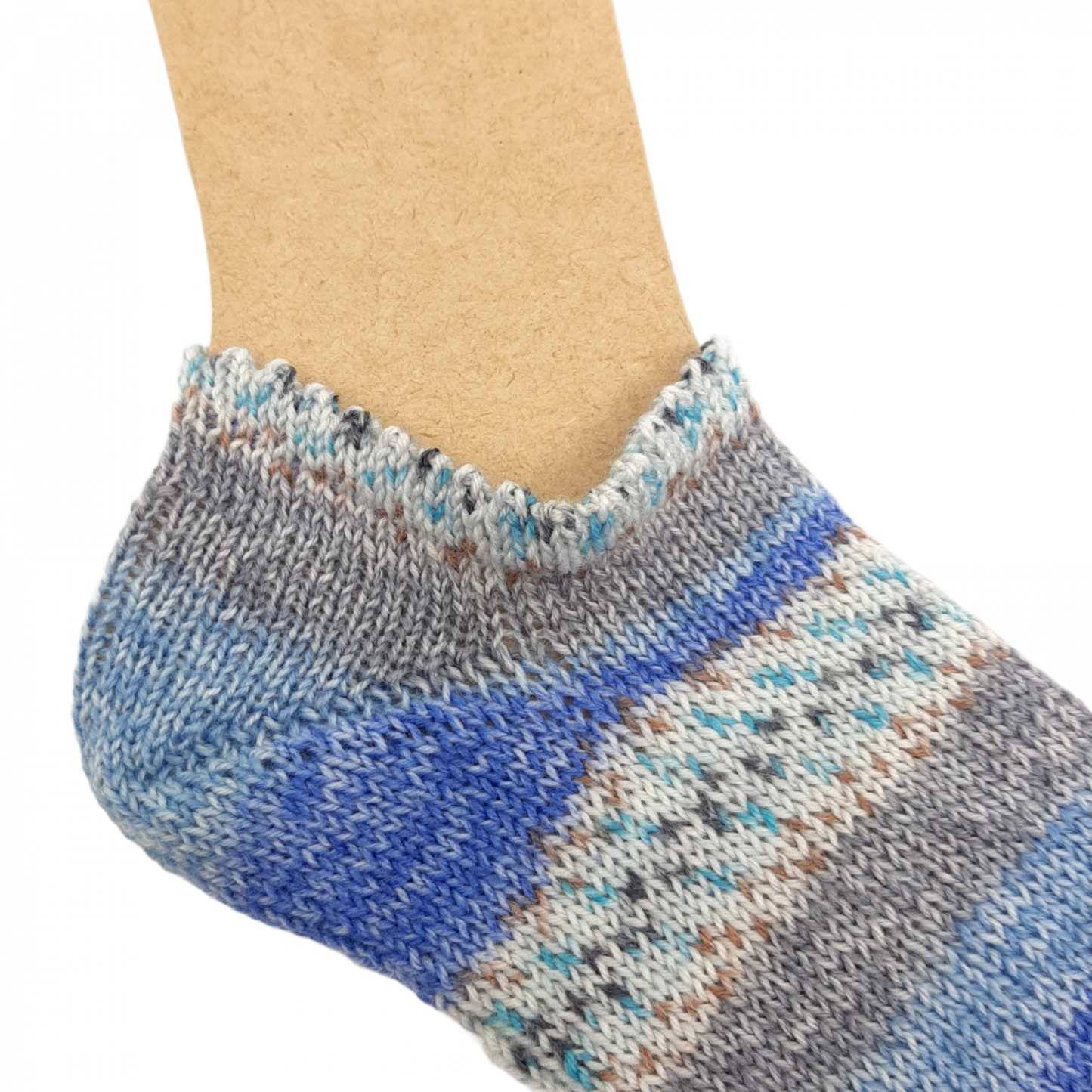 Handgestrickte Sneakersocken Tencel grau-hellblau-royal-türkis